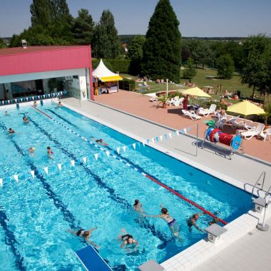 Piscine étéhiver Les Aqualies